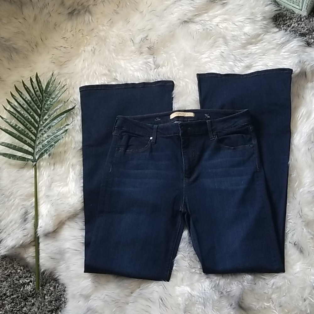 NWOT Liverpool Flare Jeans Size 16